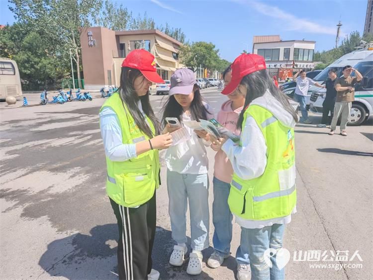 美丽中国我先行 ¦ 晋中新青年高校志愿者联合服务中心开展“6.5”世界环境日大型宣传活动 - 第7张 - 山西公益人 美丽中国我先行 ¦ 晋中新青年高校志愿者联合服务中心开展“6.5”世界环境日大型宣传活动 - 第7张