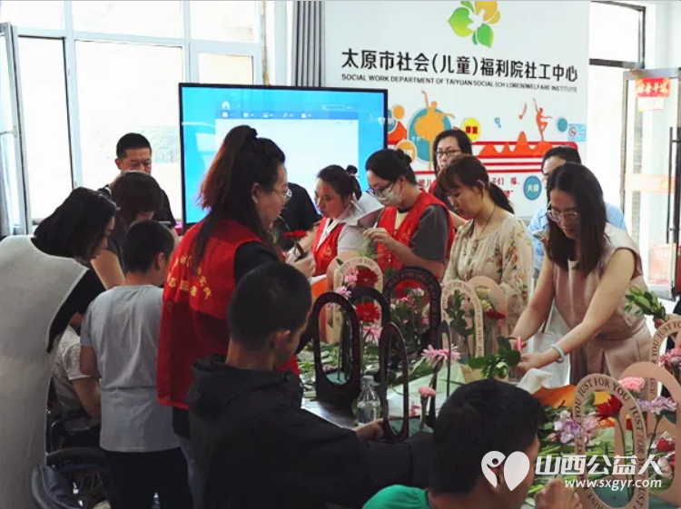 爱心传递温暖 真情共筑家园----太原天使儿童医院携手桥南社区走进福利院以爱守护童真笑颜为福利院的孩子们送上精心准备的爱心物资 - 第9张 - 山西公益人 爱心传递温暖 真情共筑家园----太原天使儿童医院携手桥南社区走进福利院以爱守护童真笑颜为福利院的孩子们送上精心准备的爱心物资 - 第9张