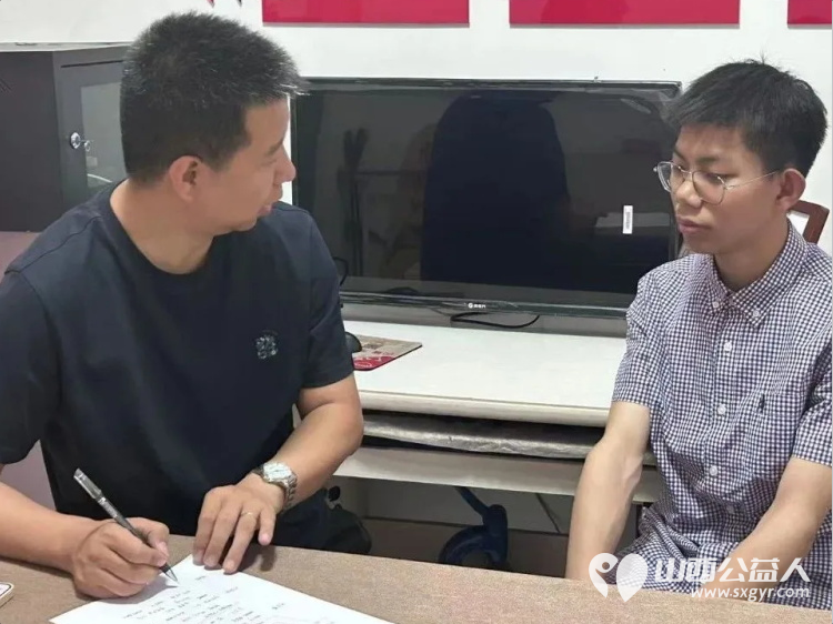 光启未来:吕梁市离石区青年志愿者协会2025年上半年满天星助学金项目及协会一对一助学金发放仪式不止于金钱 - 第6张 - 山西公益人 光启未来:吕梁市离石区青年志愿者协会2025年上半年满天星助学金项目及协会一对一助学金发放仪式不止于金钱 - 第6张