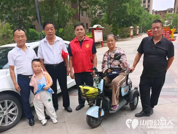 忻州市泛华公馆业主委员会和党支部象往年一样组织了泛华公馆志愿服务考生活动祝高考学子金榜题名 - 第14张 - 山西公益人 忻州市泛华公馆业主委员会和党支部象往年一样组织了泛华公馆志愿服务考生活动祝高考学子金榜题名 - 第14张