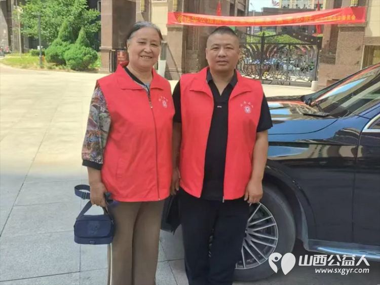 忻州市泛华公馆业主委员会和党支部象往年一样组织了泛华公馆志愿服务考生活动祝高考学子金榜题名 - 第22张 - 山西公益人 忻州市泛华公馆业主委员会和党支部象往年一样组织了泛华公馆志愿服务考生活动祝高考学子金榜题名 - 第22张
