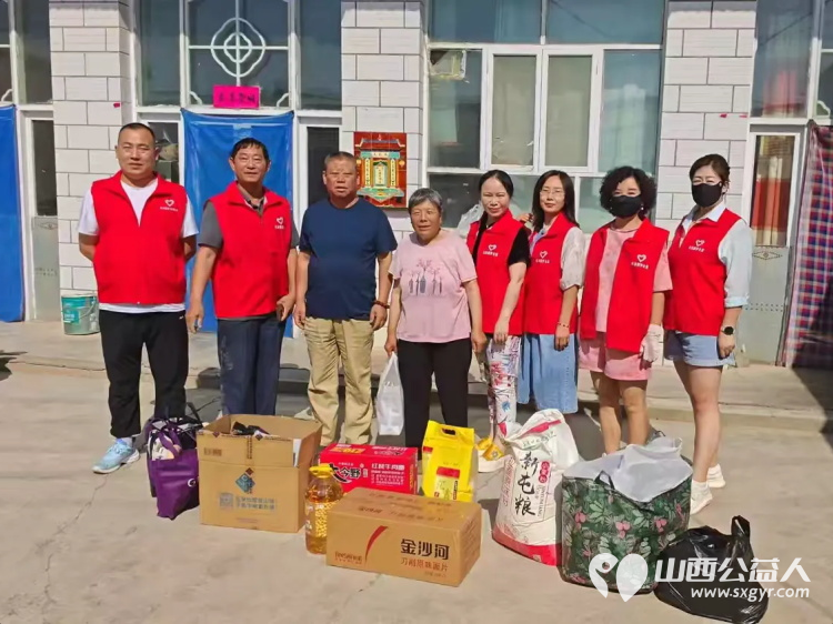 情暖六月爱心同行 长治圆梦公益协会的志愿者们去平顺县西青北村为5户困难家庭送去了大米白面食用油等物资 - 第1张 - 山西公益人 情暖六月爱心同行 长治圆梦公益协会的志愿者们去平顺县西青北村为5户困难家庭送去了大米白面食用油等物资 - 第1张