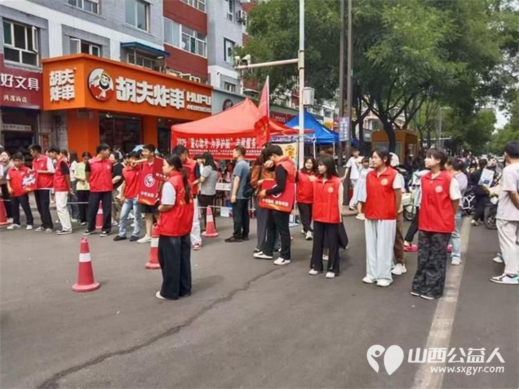 介休市北关街道彦博路社区志愿者协会组织志愿者参加“爱心助考 ”2025年中考志愿服务 - 第24张 - 山西公益人 介休市北关街道彦博路社区志愿者协会组织志愿者参加“爱心助考 ”2025年中考志愿服务 - 第24张