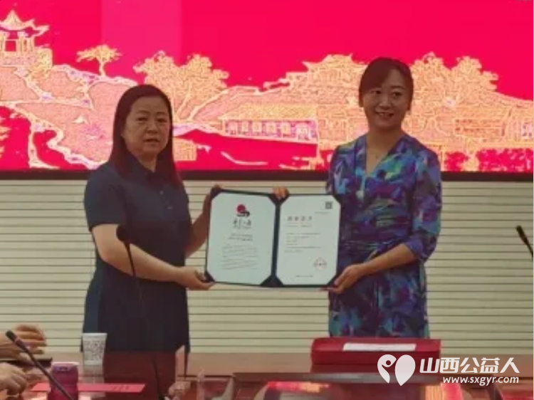 2025年度山西省青基会忻州一中校友红玫瑰奖学金发放!忻中校友为30名家庭贫困学习优秀的获奖学生提供了每人2000元的奖学金 - 第3张 - 山西公益人 2025年度山西省青基会忻州一中校友红玫瑰奖学金发放!忻中校友为30名家庭贫困学习优秀的获奖学生提供了每人2000元的奖学金 - 第3张