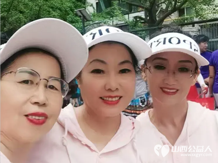 太原市广场舞协会煤气化老年大学舞蹈队煤气化健身球健身站参加了下社区七一文艺汇演活动 - 第29张 - 山西公益人 太原市广场舞协会煤气化老年大学舞蹈队煤气化健身球健身站参加了下社区七一文艺汇演活动 - 第29张