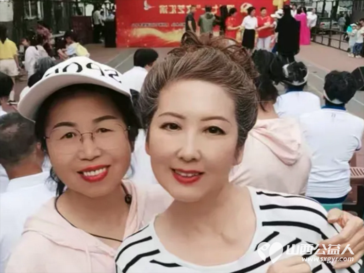 太原市广场舞协会煤气化老年大学舞蹈队煤气化健身球健身站参加了下社区七一文艺汇演活动 - 第30张 - 山西公益人 太原市广场舞协会煤气化老年大学舞蹈队煤气化健身球健身站参加了下社区七一文艺汇演活动 - 第30张