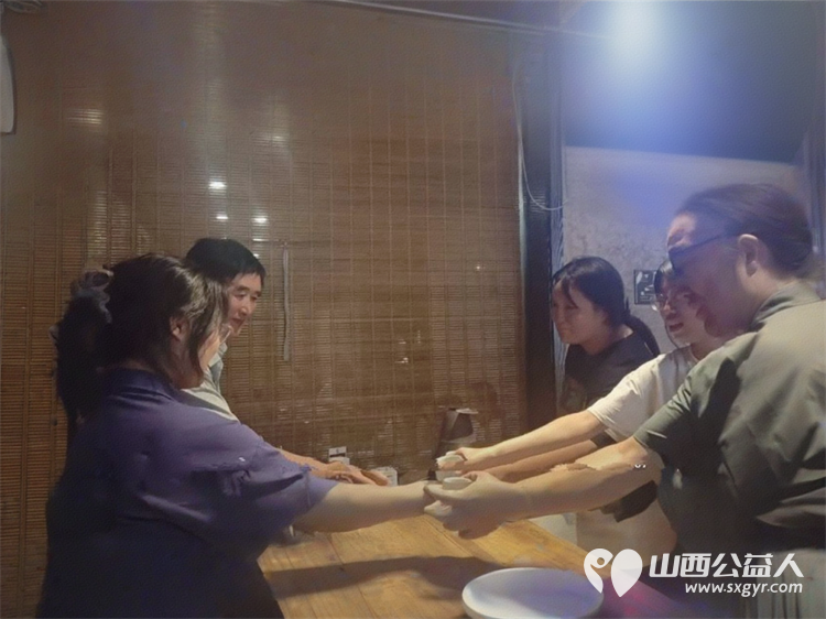 雨润新芽一场跨越二百公里的梦想护航----长治市善泽留守困境儿童救助协会帮助16岁的郝✘雨录取太原慈善职业技术学院入校学习 - 第5张 - 山西公益人 雨润新芽一场跨越二百公里的梦想护航----长治市善泽留守困境儿童救助协会帮助16岁的郝✘雨录取太原慈善职业技术学院入校学习 - 第5张