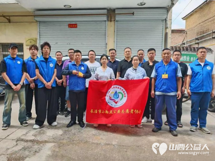 爱的约定----长治市小雨点公益志愿者协会来到隆福饭店定期为老人开展义务理发活动 - 第1张 - 山西公益人 爱的约定----长治市小雨点公益志愿者协会来到隆福饭店定期为老人开展义务理发活动 - 第1张