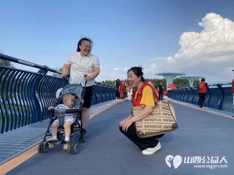 牧水流金千人游园----忻州市心连心志愿服务队到达牧马河公园提供关爱指引工作助力活动的有序进行 - 第4张 - 山西公益人 牧水流金千人游园----忻州市心连心志愿服务队到达牧马河公园提供关爱指引工作助力活动的有序进行 - 第4张