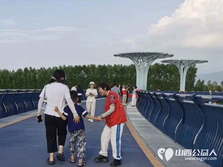 牧水流金千人游园----忻州市心连心志愿服务队到达牧马河公园提供关爱指引工作助力活动的有序进行 - 第5张 - 山西公益人 牧水流金千人游园----忻州市心连心志愿服务队到达牧马河公园提供关爱指引工作助力活动的有序进行 - 第5张