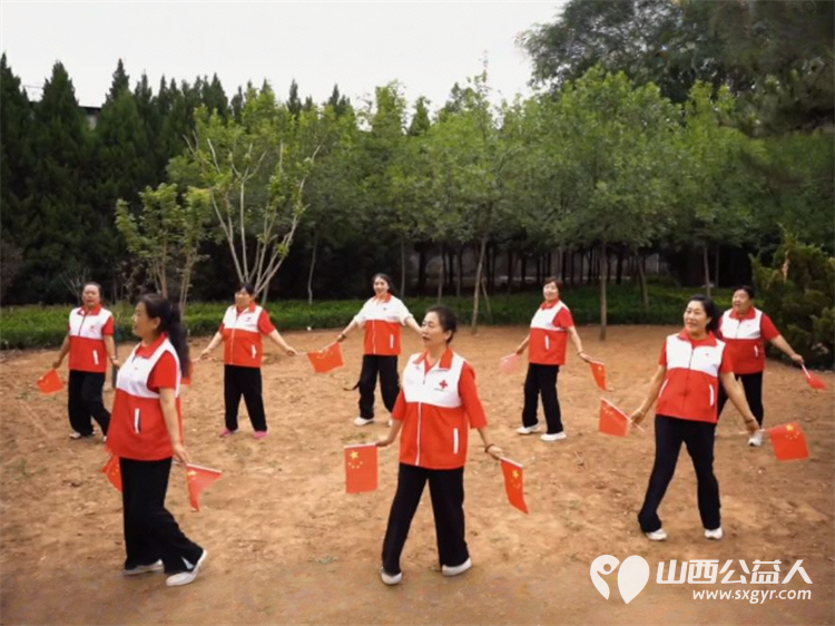 屯留区红十字会开展庆祝中国共产党成立104周年系列活动慰问了老党员困难党员和特困群众为他们送去了米面油等生活必需品 - 第10张 - 山西公益人 屯留区红十字会开展庆祝中国共产党成立104周年系列活动慰问了老党员困难党员和特困群众为他们送去了米面油等生活必需品 - 第10张