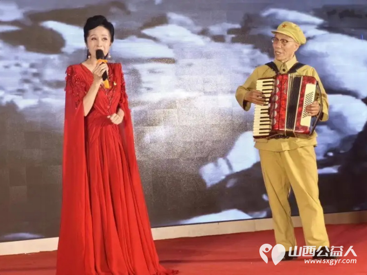 庆党生不忘初心捐钢琴奉献关爱 山西省乡村振兴研究会山西省海养慈善基金会向山西华顿农民合唱捐献钢琴一架 - 第4张 - 山西公益人 庆党生不忘初心捐钢琴奉献关爱 山西省乡村振兴研究会山西省海养慈善基金会向山西华顿农民合唱捐献钢琴一架 - 第4张