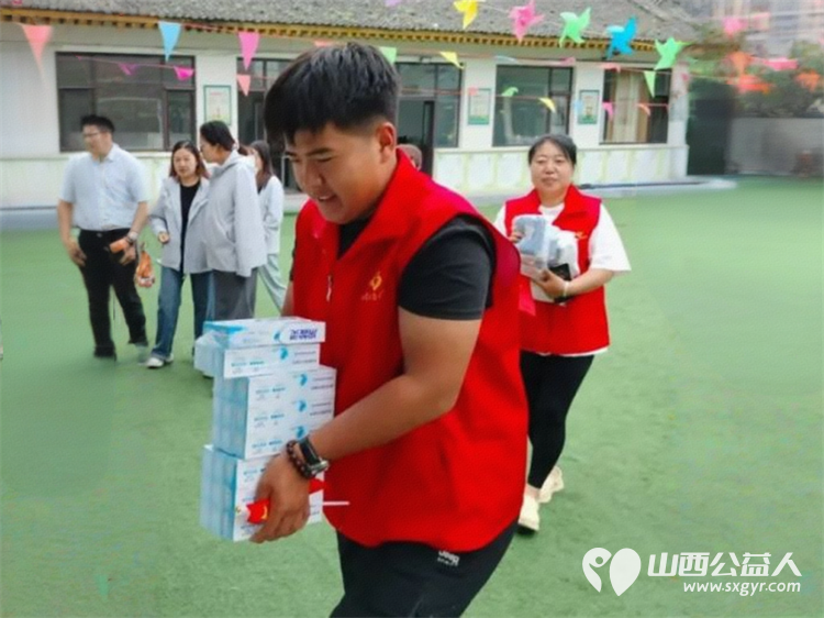 情暖校园爱心助学----忻州市爱心公益协会杨柏峪小学助学系列活动捐赠香皂牙膏毛巾等生活用品将两台打印机交到学校手中希望能助力教学工作 - 第11张 - 山西公益人 情暖校园爱心助学----忻州市爱心公益协会杨柏峪小学助学系列活动捐赠香皂牙膏毛巾等生活用品将两台打印机交到学校手中希望能助力教学工作 - 第11张