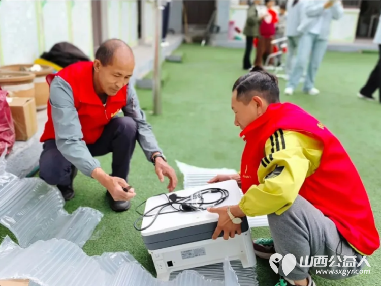 情暖校园爱心助学----忻州市爱心公益协会杨柏峪小学助学系列活动捐赠香皂牙膏毛巾等生活用品将两台打印机交到学校手中希望能助力教学工作 - 第6张 - 山西公益人 情暖校园爱心助学----忻州市爱心公益协会杨柏峪小学助学系列活动捐赠香皂牙膏毛巾等生活用品将两台打印机交到学校手中希望能助力教学工作 - 第6张