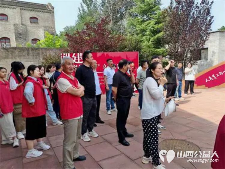 迎七一忆峥嵘践初心----长治市阳光困境儿童帮扶协会参观刘伯承兵工厂及抗日五专署旧址开展红色教育实践活动 - 第5张 - 山西公益人 迎七一忆峥嵘践初心----长治市阳光困境儿童帮扶协会参观刘伯承兵工厂及抗日五专署旧址开展红色教育实践活动 - 第5张