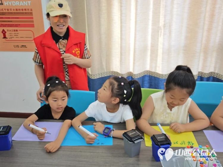 童心筑绿梦分类护家园----吕梁市离石区青年志愿者协会的绿色使者们走进儿童服务站环保行动超燃来袭 - 第5张