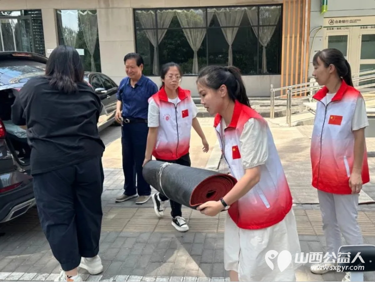 银龄心向党逐梦绽芳华----上党区驻市老干部党支部暨老年大学驻市分校、长治正能量书画研究院举办七一文艺汇演圆满成功 - 第14张 - 山西公益人 银龄心向党逐梦绽芳华----上党区驻市老干部党支部暨老年大学驻市分校、长治正能量书画研究院举办七一文艺汇演圆满成功 - 第14张