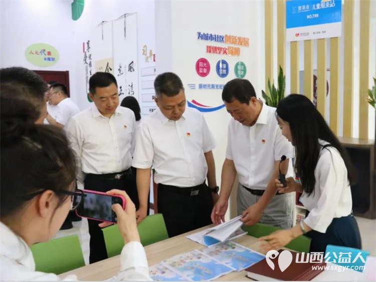 五社联动聚合力 共筑骑手友好新家园——离石区青年志愿者协会助力新就业群体友好社区建设 - 第4张 - 山西公益人 五社联动聚合力 共筑骑手友好新家园——离石区青年志愿者协会助力新就业群体友好社区建设 - 第4张