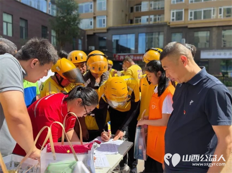 五社联动聚合力 共筑骑手友好新家园——离石区青年志愿者协会助力新就业群体友好社区建设 - 第8张 - 山西公益人 五社联动聚合力 共筑骑手友好新家园——离石区青年志愿者协会助力新就业群体友好社区建设 - 第8张