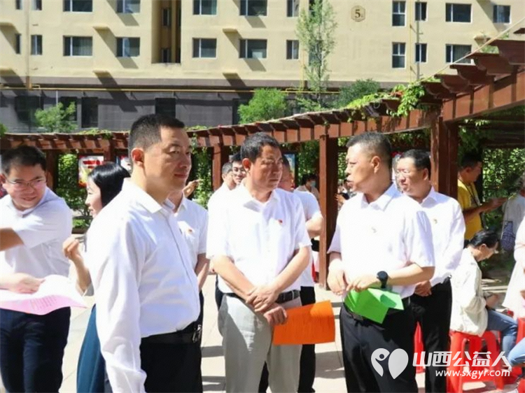 五社联动聚合力 共筑骑手友好新家园——离石区青年志愿者协会助力新就业群体友好社区建设 - 第3张 - 山西公益人 五社联动聚合力 共筑骑手友好新家园——离石区青年志愿者协会助力新就业群体友好社区建设 - 第3张