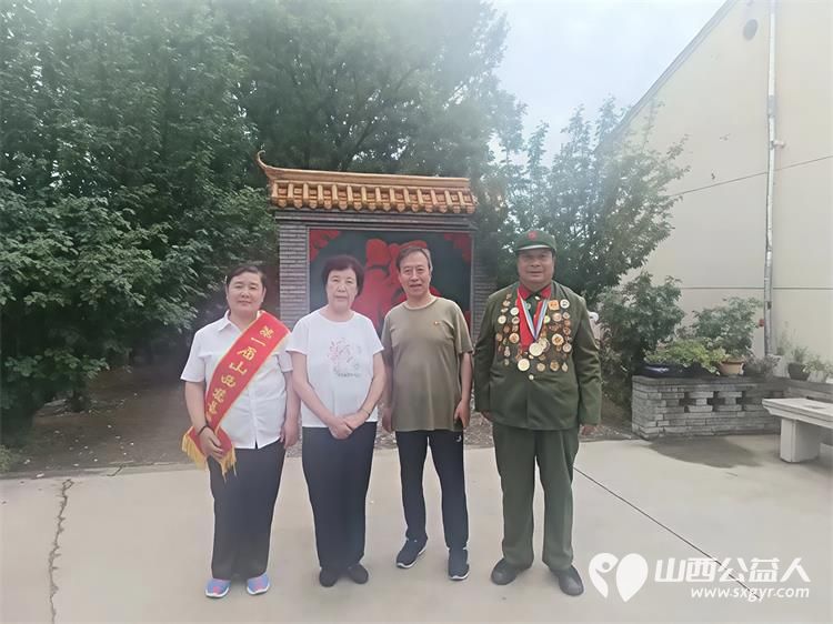 传承红色基因凝聚奋进力量----山西首届慈善行为楷模冯丽、全国道德模范提名奖赵海生双楷模携手走进昔阳县大寨参观学习 - 第1张 - 山西公益人 传承红色基因凝聚奋进力量----山西首届慈善行为楷模冯丽、全国道德模范提名奖赵海生双楷模携手走进昔阳县大寨参观学习 - 第1张