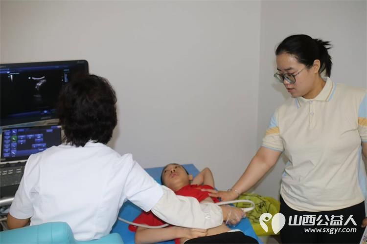 感谢山西综改区健康管理中心的医务人员为太原市灵星孤独症心青年提供免费体检用专业呵护星星的健康 - 第9张 - 山西公益人 感谢山西综改区健康管理中心的医务人员为太原市灵星孤独症心青年提供免费体检用专业呵护星星的健康 - 第9张