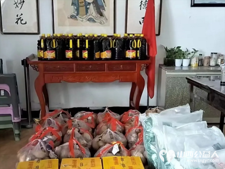 长治市小雨点志愿者协会思源分会爱心人土向雨花斋捐赠现金5000元整捐赠各种烹饪调料及蔬菜 - 第4张 - 山西公益人 长治市小雨点志愿者协会思源分会爱心人土向雨花斋捐赠现金5000元整捐赠各种烹饪调料及蔬菜 - 第4张