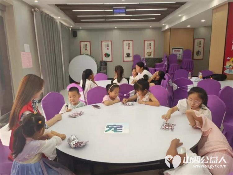 青春筑梦志愿同行----石楼县青年志愿者协会的大学生与青少年的温暖时光用专业知识与温柔态度为孩子排忧解难 - 第3张 - 山西公益人 青春筑梦志愿同行----石楼县青年志愿者协会的大学生与青少年的温暖时光用专业知识与温柔态度为孩子排忧解难 - 第3张