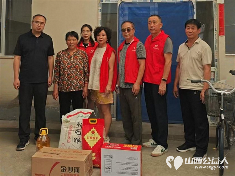 爱心伴我行情暖良坪村----长治圆梦公益协会组织志愿者走进长子县石哲镇良坪村开展公益活动慰问贫困家庭十七户赠送大米、食用油、生活用品 - 第15张