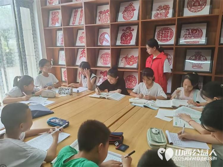 兴县同城爱心公益协会7月9日至14日组织大学生志愿者给放假的孩子们免费课业辅导 - 第5张 - 山西公益人 兴县同城爱心公益协会7月9日至14日组织大学生志愿者给放假的孩子们免费课业辅导 - 第5张