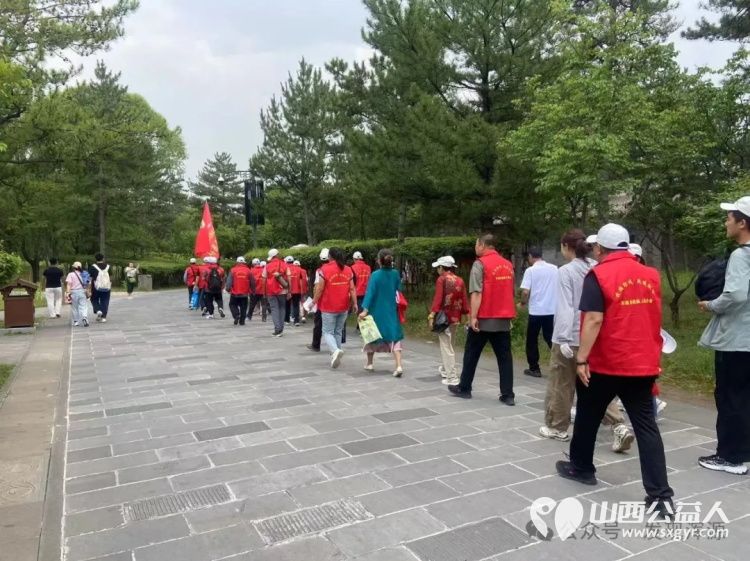 浑源县残联组织残疾人开展“拥抱春天 踏青春游”活动踏青之旅谱写残疾人互助画卷 - 第6张 - 山西公益人 浑源县残联组织残疾人开展“拥抱春天 踏青春游”活动踏青之旅谱写残疾人互助画卷 - 第6张