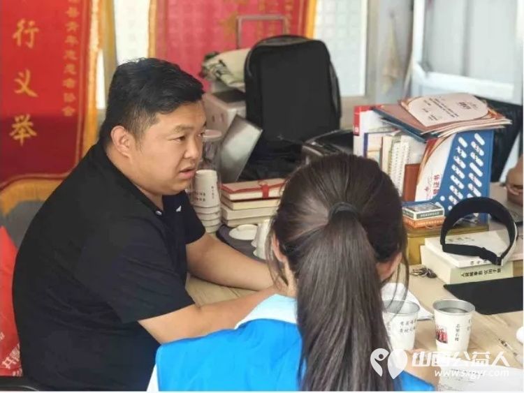 石楼县青年志愿者协会迎来西安财经大学学生参观交流,协会会长刘辉搭建校地志愿交流的桥梁触摸到基层志愿服务的温度 - 第4张 - 山西公益人 石楼县青年志愿者协会迎来西安财经大学学生参观交流,协会会长刘辉搭建校地志愿交流的桥梁触摸到基层志愿服务的温度 - 第4张