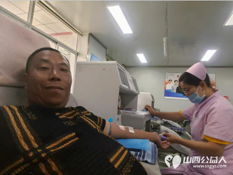 他用爱为生命续航----致敬王巍巍同志的温暖选择在生日当天来到晋城血站完成了献血和造血干细胞填表采样 - 第9张 - 山西公益人 他用爱为生命续航----致敬王巍巍同志的温暖选择在生日当天来到晋城血站完成了献血和造血干细胞填表采样 - 第9张