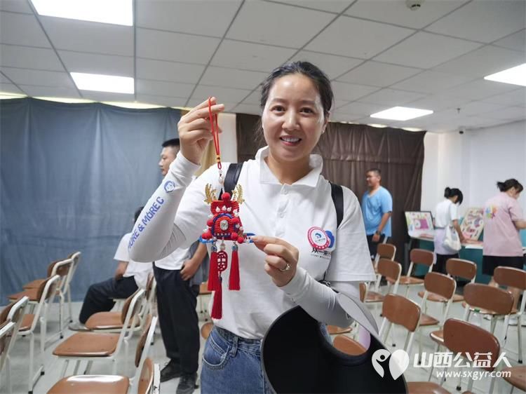 感谢马小马社会公益救助协会组织一束光研学夏令营的志愿者走进太原市灵星孤独症康复中心看望心青年 - 第2张 - 山西公益人 感谢马小马社会公益救助协会组织一束光研学夏令营的志愿者走进太原市灵星孤独症康复中心看望心青年 - 第2张