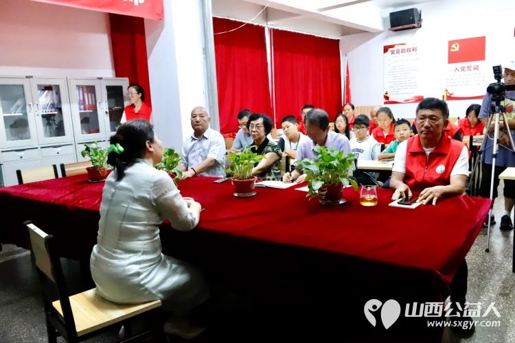 学好弟子规做好中国人 山西省孝文化研究会弟子规专委会一行人来介休市敬老协会调研 - 第8张 - 山西公益人 学好弟子规做好中国人 山西省孝文化研究会弟子规专委会一行人来介休市敬老协会调研 - 第8张