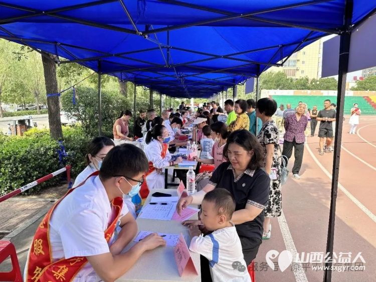 医疗暖流润乡村“五进”行动绘安康 原平市医疗集团积极响应市委战略部署践行医者使命将优质医疗资源下沉至乡村组织老专家开展健康进农村义诊活动 - 第3张 - 山西公益人 医疗暖流润乡村“五进”行动绘安康 原平市医疗集团积极响应市委战略部署践行医者使命将优质医疗资源下沉至乡村组织老专家开展健康进农村义诊活动 - 第3张