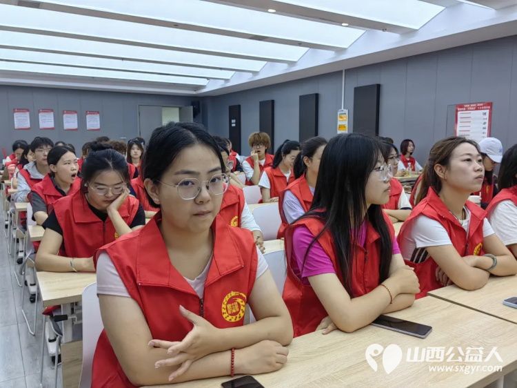 青苗牵手学路无忧青春筑梦志愿行----临汾市志愿服务联合会护苗爱心志愿服务队2025临汾市大学生暑假志愿服务活动正式启动 - 第15张 - 山西公益人 青苗牵手学路无忧青春筑梦志愿行----临汾市志愿服务联合会护苗爱心志愿服务队2025临汾市大学生暑假志愿服务活动正式启动 - 第15张