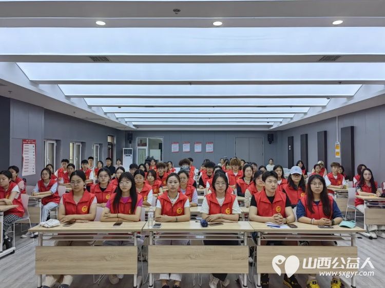 青苗牵手学路无忧青春筑梦志愿行----临汾市志愿服务联合会护苗爱心志愿服务队2025临汾市大学生暑假志愿服务活动正式启动 - 第3张 - 山西公益人 青苗牵手学路无忧青春筑梦志愿行----临汾市志愿服务联合会护苗爱心志愿服务队2025临汾市大学生暑假志愿服务活动正式启动 - 第3张
