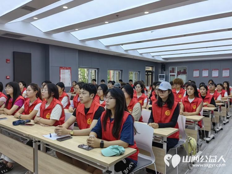 青苗牵手学路无忧青春筑梦志愿行----临汾市志愿服务联合会护苗爱心志愿服务队2025临汾市大学生暑假志愿服务活动正式启动 - 第14张 - 山西公益人 青苗牵手学路无忧青春筑梦志愿行----临汾市志愿服务联合会护苗爱心志愿服务队2025临汾市大学生暑假志愿服务活动正式启动 - 第14张