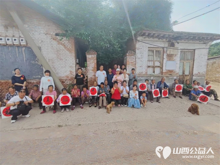 太原市晋小爱帮帮派志愿者前往太谷范村镇彭温庄村慰问探访村中孤寡老人送去陪伴与关怀 - 第2张