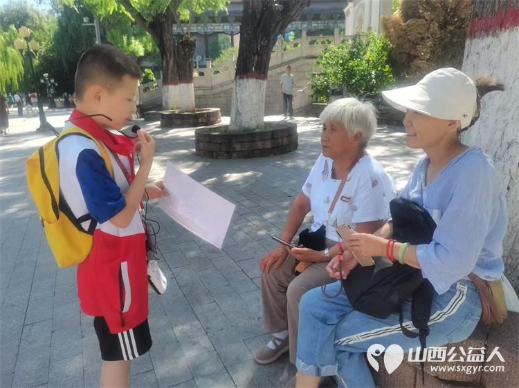 山西省红十字小小宣讲员走进太原市文瀛公园宣讲、宣讲急救知识、法律常识、文博知识受到游客的好评 - 第8张 - 山西公益人 山西省红十字小小宣讲员走进太原市文瀛公园宣讲、宣讲急救知识、法律常识、文博知识受到游客的好评 - 第8张