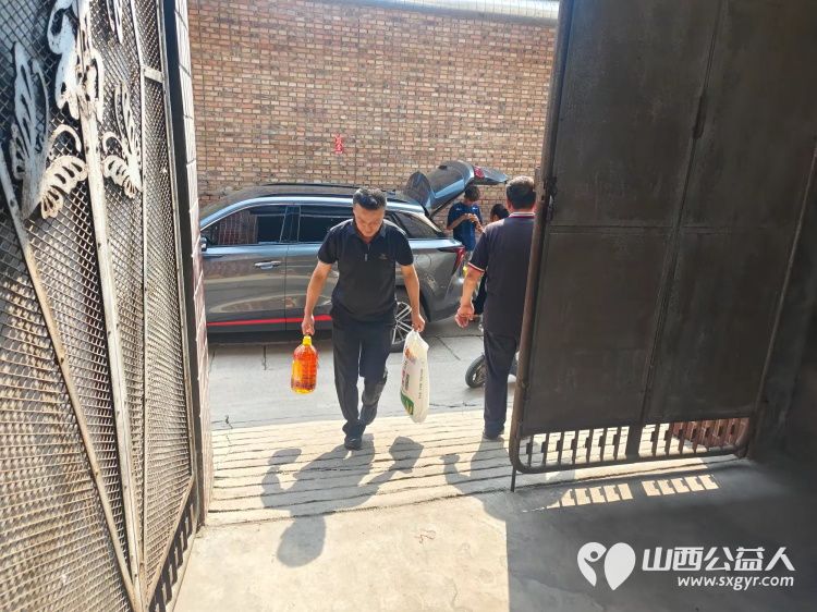 八一走访慰问情暖退役军人 介休市敬老协会志愿者前往各个乡村为退伍老军人送上节日慰问与祝福 - 第12张 - 山西公益人 八一走访慰问情暖退役军人 介休市敬老协会志愿者前往各个乡村为退伍老军人送上节日慰问与祝福 - 第12张