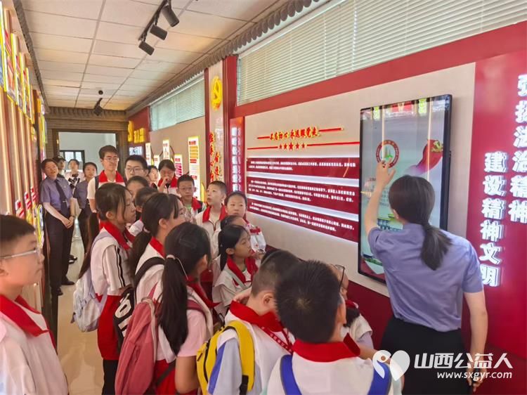 山西省红十字小小宣讲员受邀来到迎泽区人民检察院参观学习学习检察官们公正执法的态度 - 第2张