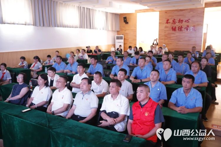 传承支前精神凝聚奋进力量 万柏林区工商联举办 传承支前精神凝聚奋进力量 主题活动组织各界代表赴阳曲县侯村乡店子底村开展重走支前路活动 - 第7张