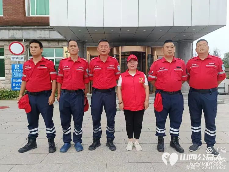 一方有难八方支援 山西忻州志愿者冯丽奔赴北京怀柔区北房镇文体中心和北房中学安置点服务受灾群众的故事 - 第1张 - 山西公益人 一方有难八方支援 山西忻州志愿者冯丽奔赴北京怀柔区北房镇文体中心和北房中学安置点服务受灾群众的故事 - 第1张