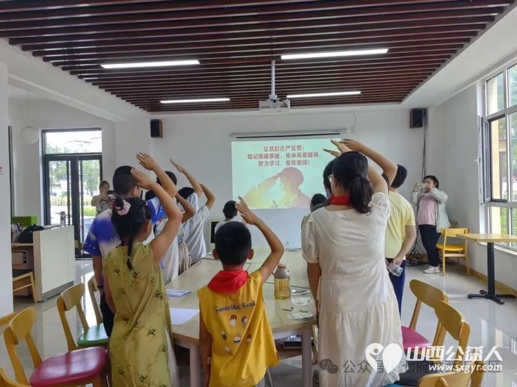 太原市七府坟西街社区组织辖区小学生在文明实践站过暑假开展 讲英雄故事传承红色基因 主题分享会让红色基因在孩子们心中悄然扎根 - 第7张 - 山西公益人 太原市七府坟西街社区组织辖区小学生在文明实践站过暑假开展 讲英雄故事传承红色基因 主题分享会让红色基因在孩子们心中悄然扎根 - 第7张