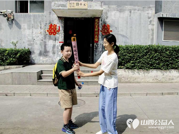 青春赛场·快乐共享----太原市营盘街道南内环街二社区“营在未来”未成年人运动会开心举行 - 第4张