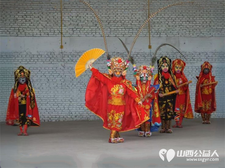 寿阳县卡卡公益协会志愿者携手焱岩发电走进南燕竹冀家坪村举办公益下乡活动 - 第3张