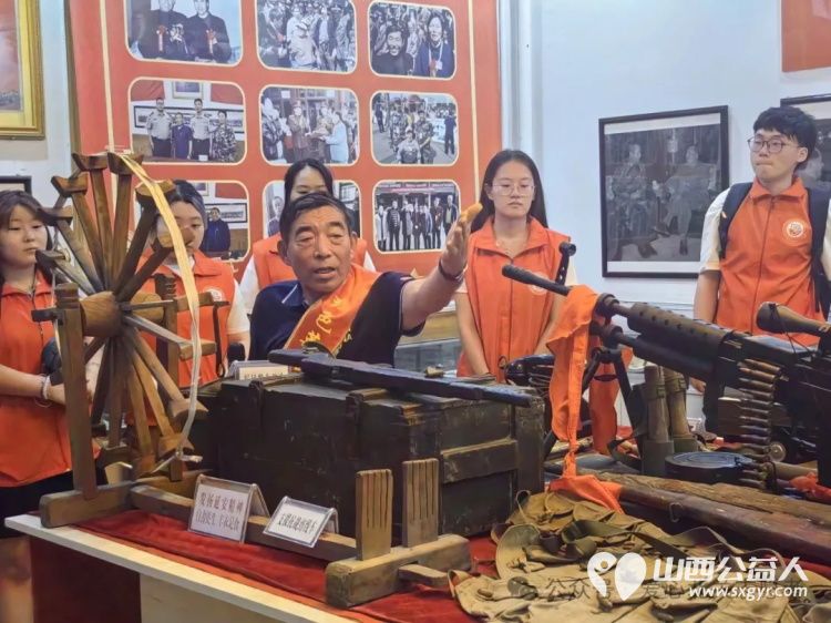 传承红色基因汲取奋进力量----介休市北关街道彦博路社区志愿者协会红色基地教育团日活动让红色基因在传承中熠熠生辉 - 第2张