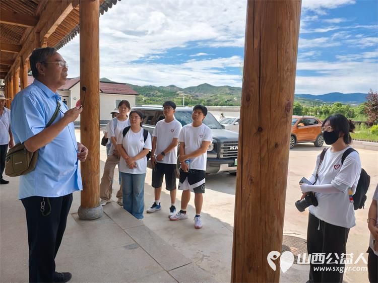 太原好人王续进帮助联系组织太原师院文史学院的学生在暑期三下乡活动来参观娄烦县米峪镇战斗遗址了解这段红色历史 - 第6张
